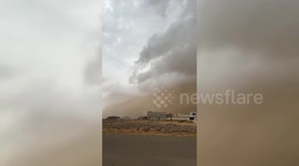 Saudi Arabia: Dust Storm Hits Saudi Arabia
