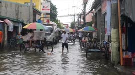 Philippines: Locals describe difficulties as floods impact millions