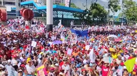 Venezuela: Thousands of Maduro's supporters attended his closing campaign in Caracas