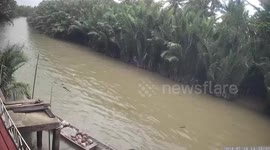 Man plunges into river when pier collapses