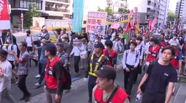 Japan: Japanese protesters denounce US-Japan