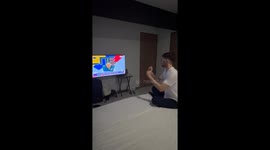 Venezuelan reacts to presidential results with devastation
