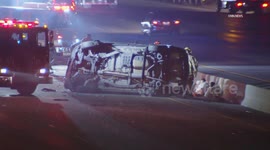USA: Silver Lake 5 Freeway Rollover Collision