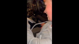 Mother surprises daughter with a Fiat 500 for perseverance and hard work
