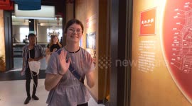 American student explores charm of Chinese culture in E China