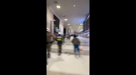 Police race through traffic from airport to hospital to deliver beating heart for transplant