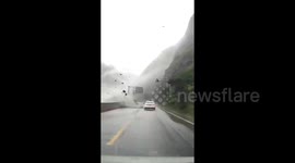 Driver’s split-second decision saves life as giant boulders rain down on Chinese highway