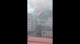 Fire near Rome's court of justice creates high smoke column