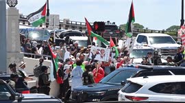 USA: Protesters call for a ceasfire in Gaza on the road leading to Mar-a-Lago
