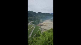 Cloud burst causes flooding and dam break at Pandoh Dam, Himachal Pradesh, India