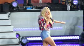 USA: Carrie Underwood performs on Good Morning America TV show