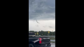 Funnel cloud spotted over Gibsonton, Florida
