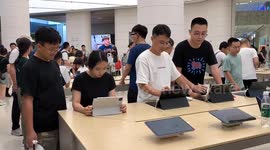 China: Customers experience Huawei products in Beijing