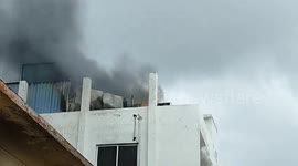 India: Fire breaks out in a paint manufacturing company in Noida, Uttarpradesh