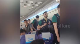 Shanghai Airlines delays flight for Australian athletes, sparks fury among other passengers