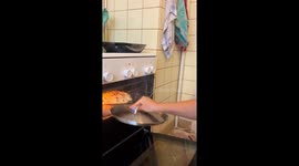 Paper burns in oven, fire extinguished in Germany