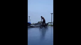 Chinese cyclist stuns with aerial handlebar spin in thrilling freestyle display