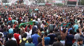 Bangladesh: Mass people gather to mark the downfall of Bangladesh Prime Minister SHEIKH HASINA's government after an intense clash between police, pro-government forces, and anti-Quota protesters, blocking the main street in Narayanganj, a city 16 km...