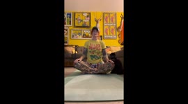 Kitty Does Yoga