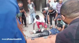Palestine: The transfer of 14 injured individuals by the Palestine Red Crescent ambulance teams following an attack by the occupation on a house in Deir al-Balah