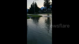 US: Glacial Lake Flooding Damages More Than 100 Homes In Juneau, Alaska