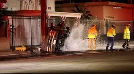 USA: Chatsworth 2 Vehicle Crash Shears Fire Hydrant