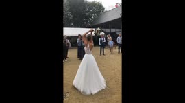 Bride’s wholesome gesture as she happily lets friend’s BF propose at her wedding