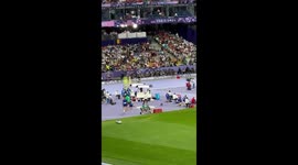 Spectator records Pakistan athlete's Olympic record javelin throw