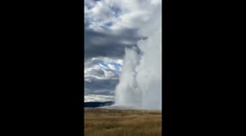 Family gets to see the 'Old Faithful Geyser' in action in Yellowstone National Park