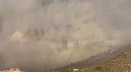 Wildfire threatens Nea Makri, Greece