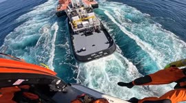 USA: Coast Guard medevacs individual 28 miles off the Coast of Eureka