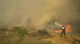 Greece: Efforts to contain wildfire outside Athens continue for third day