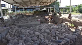 Archaeologists uncover 5,000-year-old storage in western Türkiye
