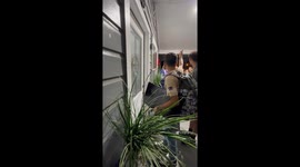 Heartwarming moment: Grandchildren surprise their grandma in a heartfelt way