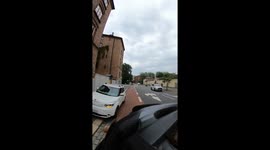 Cyclist's bold move leads to dangerous car chase over illegal parking in Norway