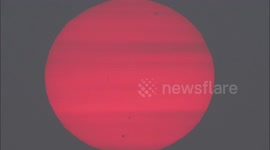 Stunning hazy wildfire sunrise seen in Kent, UK