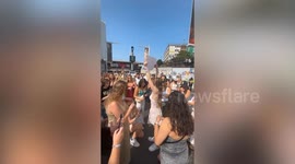 'Swiftie' holds sign at gig asks fans to call out exes - gets hundreds of names