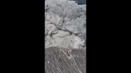 Dozens of unpermitted climbers flee eruption at Dukono Volcano, Indonesia