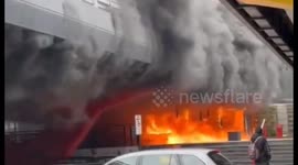 Chile: Blaze Threatens Escuela Militar Metro Station