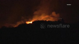 USA: Winchester Vegetation Fire Threatens Homes