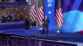 Minnesota Governor Tim Walz accepts VP nomination at Democratic National Convention