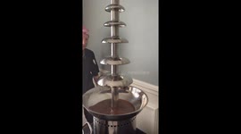 Chocolate Fountain test spoiled by overwhelming noise and inadequate coverage