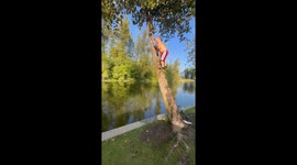 Rope swing mishap ends in splashy fail in hilarious video