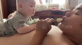 Father teased baby son with ice lolly
