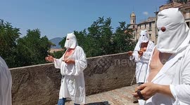 Every seven years in the town of Guardia Sanframondi in the province of Benevento, the seven-year penitential rites are held in honor of the Madonna dell'Assunta, in which hooded men dressed in white divided into