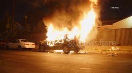 USA: Vermont Square Auto Fire