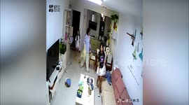 Mum uses her body to shield children from earthquake