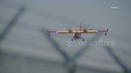 USA: Van Nuys Super Scoopers Arrive