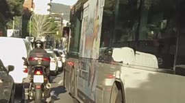 LOLs on the road | Fails | Funny things seen in Barcelona #1