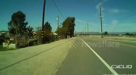 Cycliq Fly6: Clipped on Wells Road